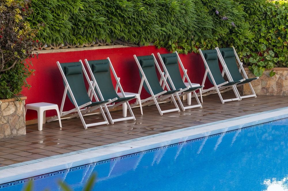 Aqua Hotel Bertran - Adults Only 76/78