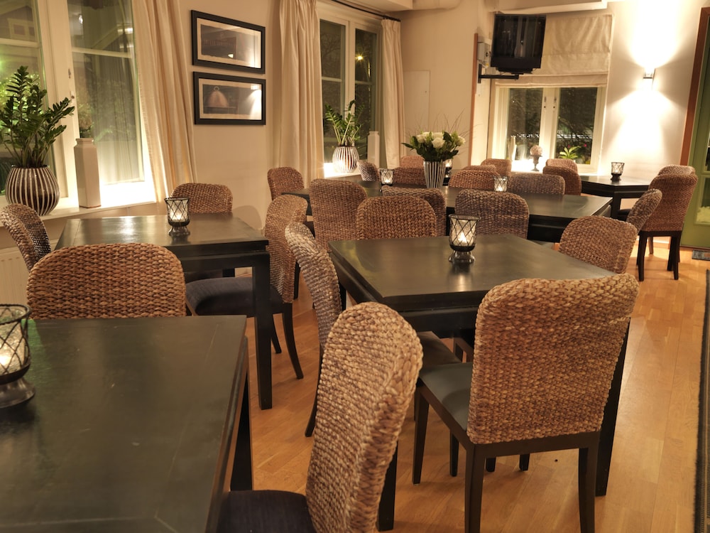 Maude Apos S Hotel Enskede 50/54