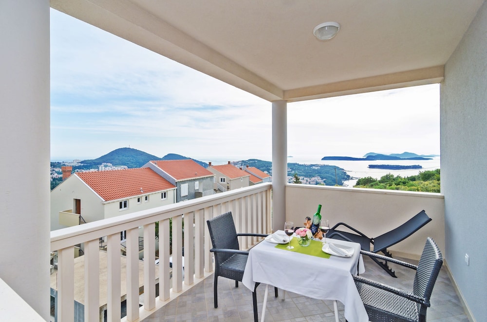 Apartments Villa Dadic 45/70