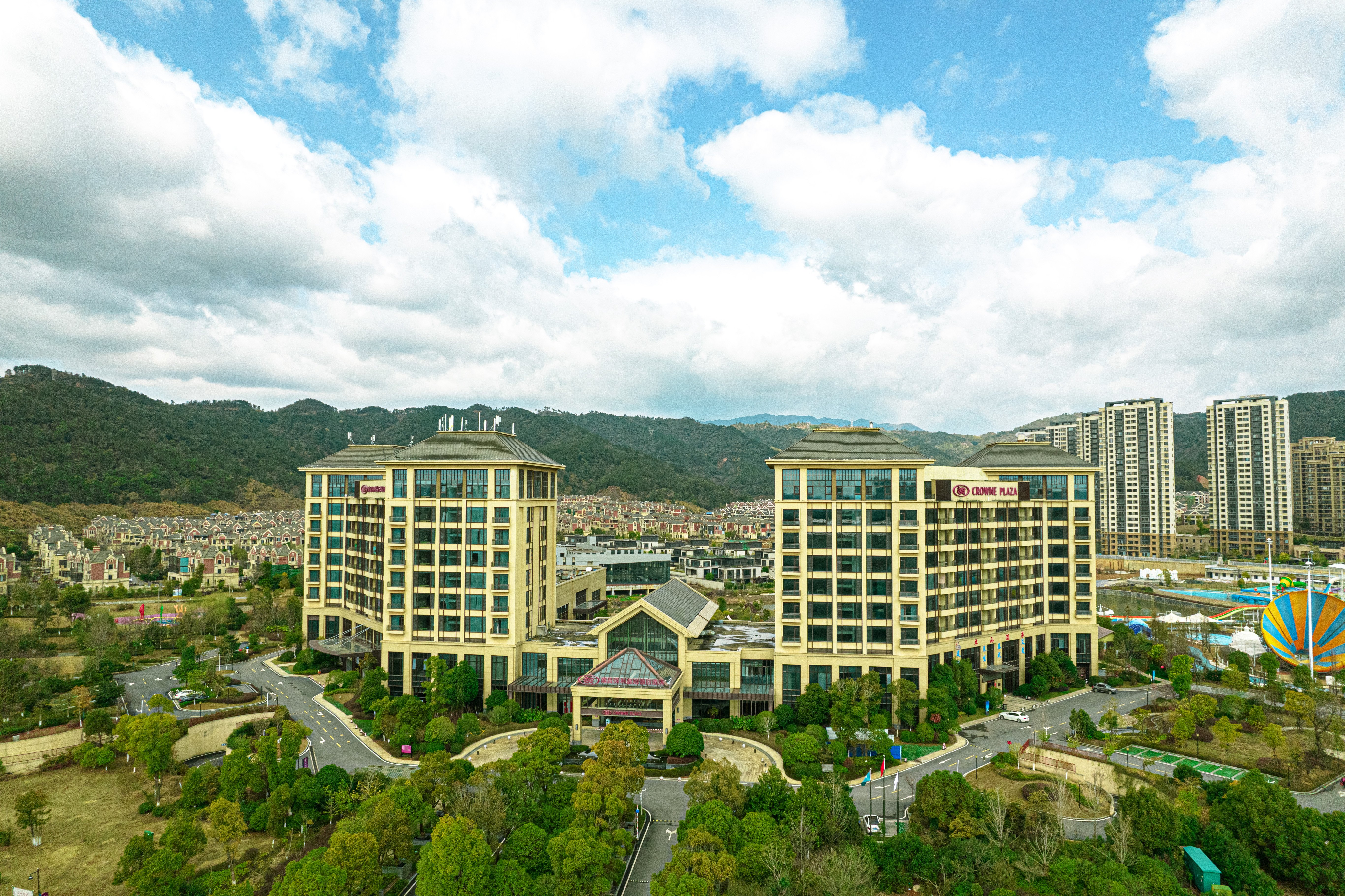 CROWNE PLAZA NANCHANG WANLI 3/50