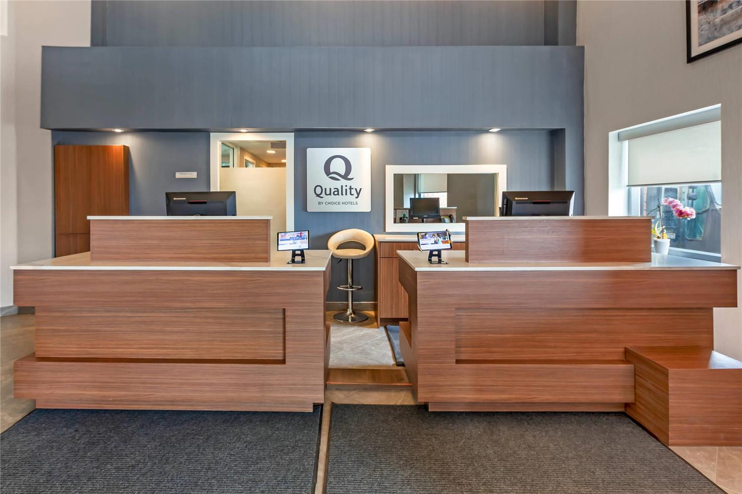 Quality Suites Whitby 4/11