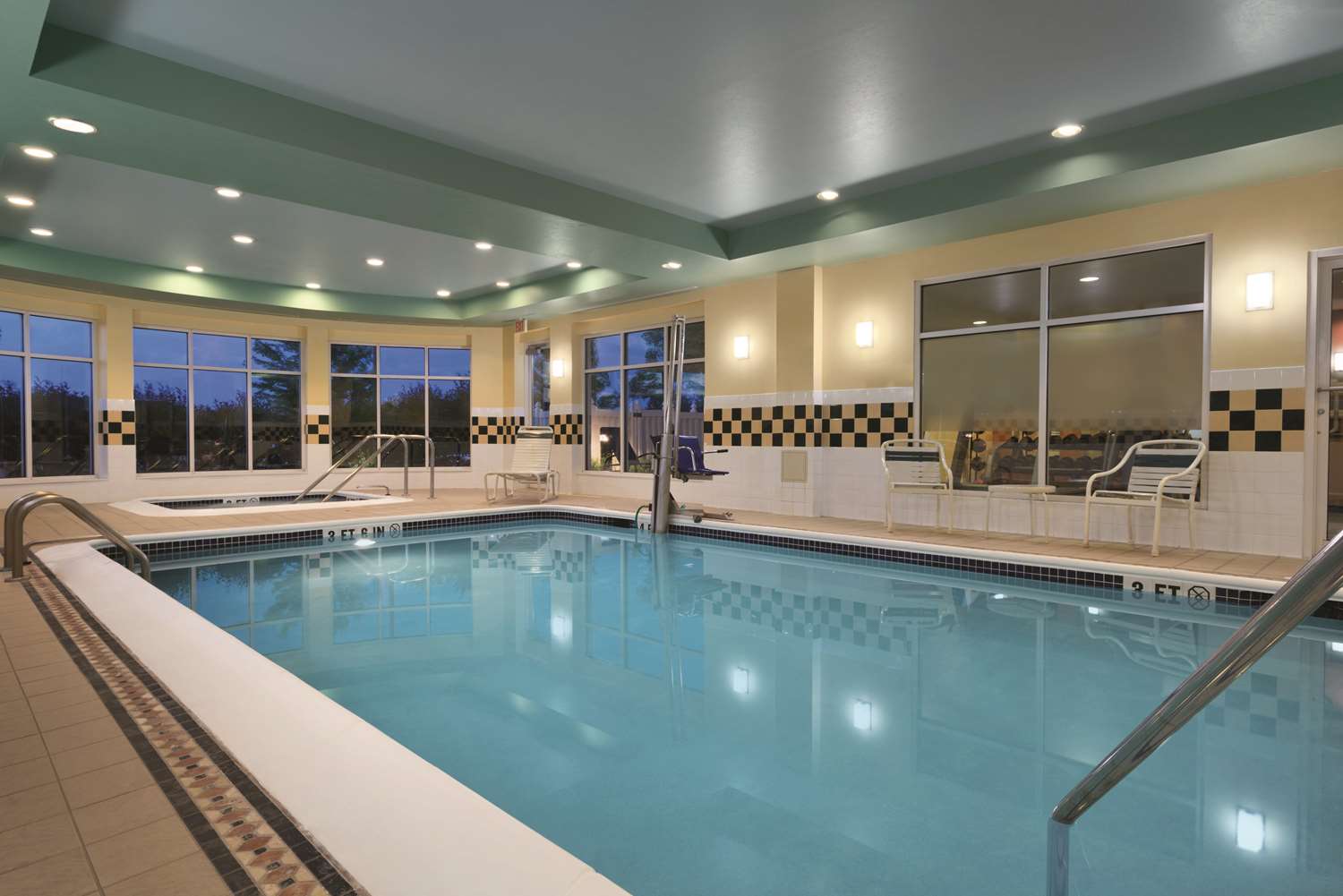 swimming pool spa
