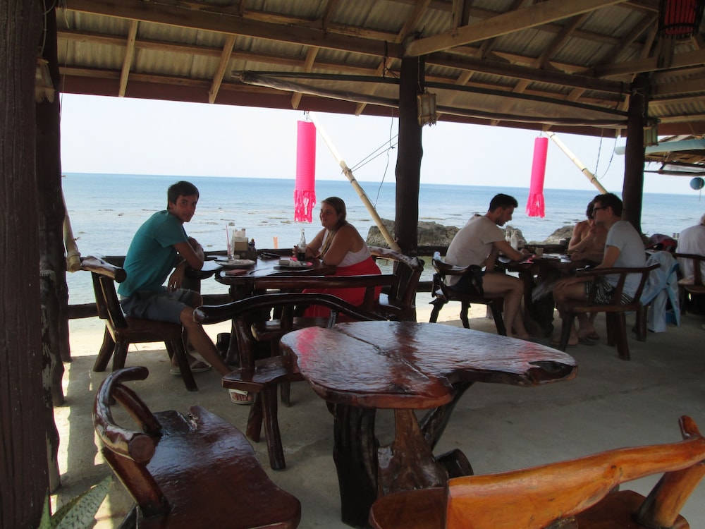 Lanta New Beach Bungalows 26/50
