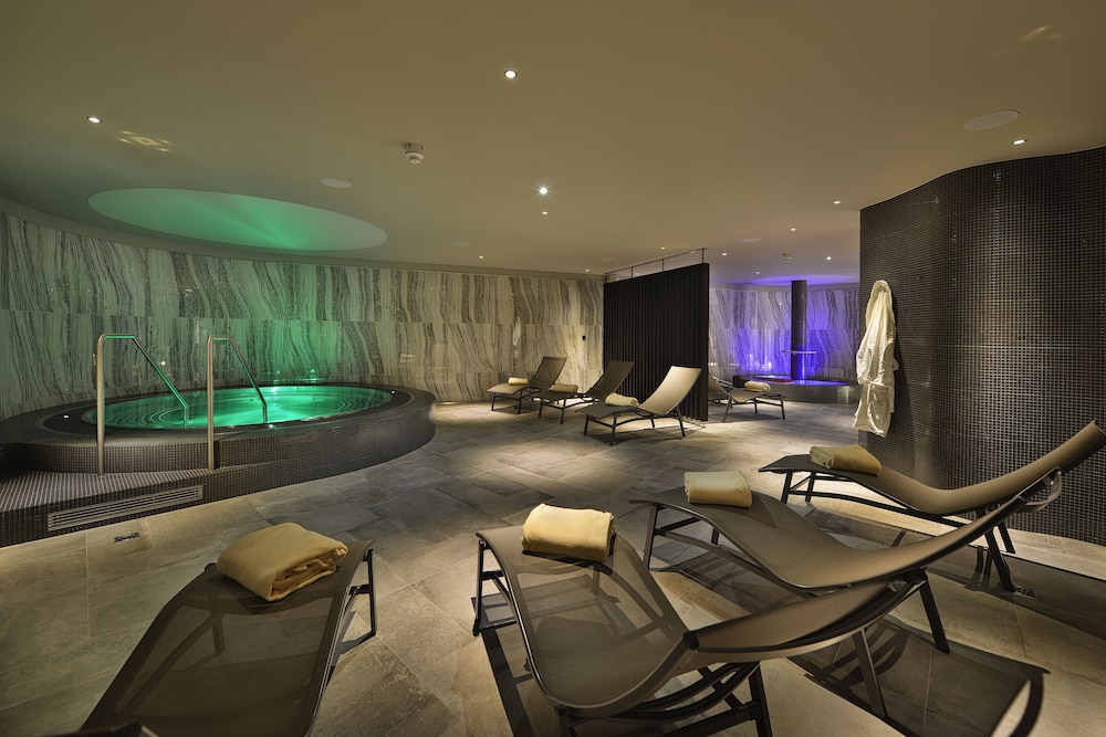Grand Hotel Hradec 20/50