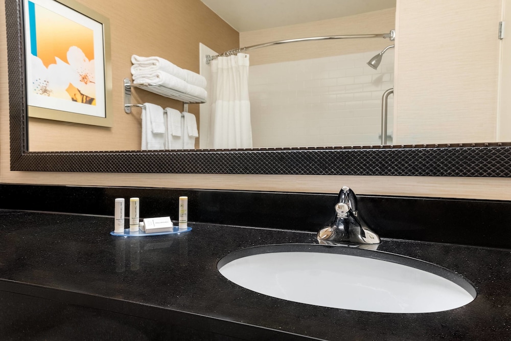 Fairfield Inn Suites Stevens Point 15/27