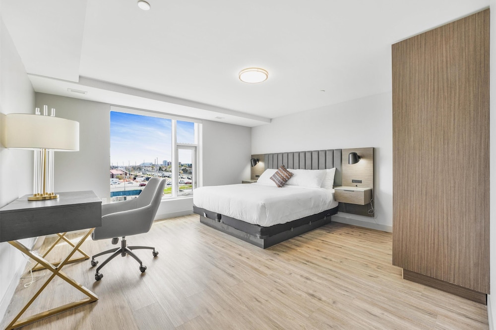 Skye Hotel & Residences, BW Signature Collection 22/30