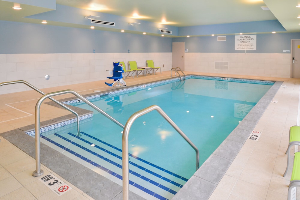 Holiday Inn Express Suites Chadron 31/76