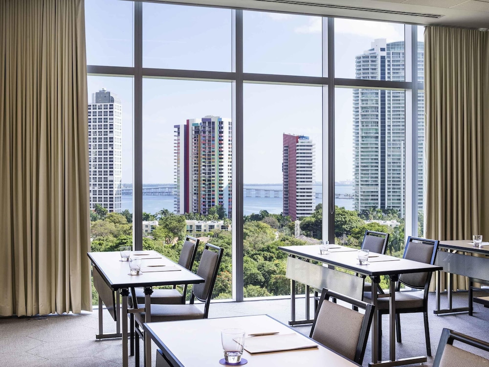 Novotel Miami Brickell 59/74