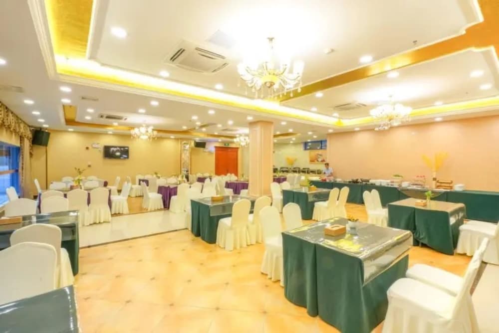 Vienna Hotel (Guilin Jichang Road Rongshan) 35/40