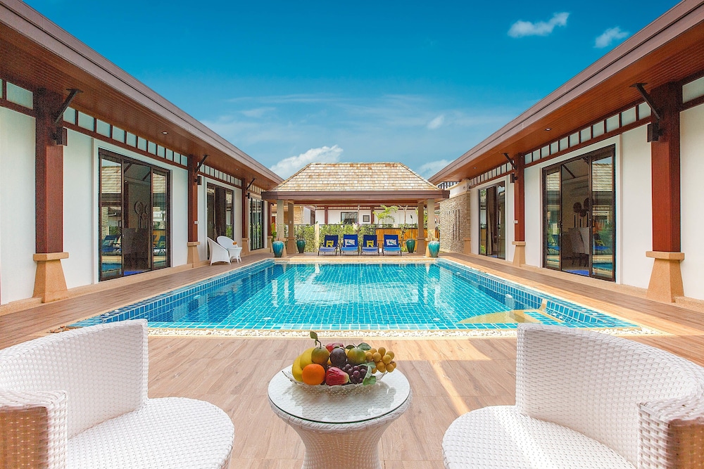 Rawai Vip Villas Kids Park And Spa 52/87