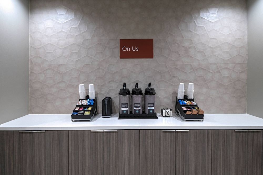 TownePlace Suites by Marriott Dallas DFW Airport North/Irving 49/54