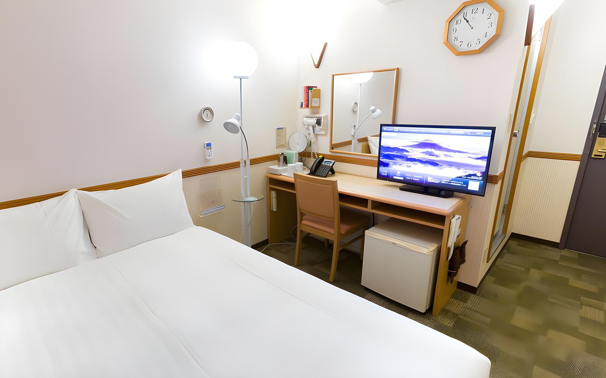 ECONOMY, DOUBLE BED