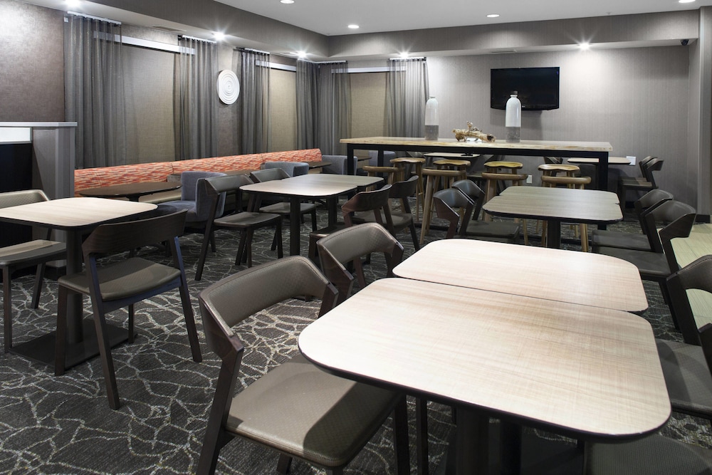 Springhill Suites Memphis East/Galleria 36/41