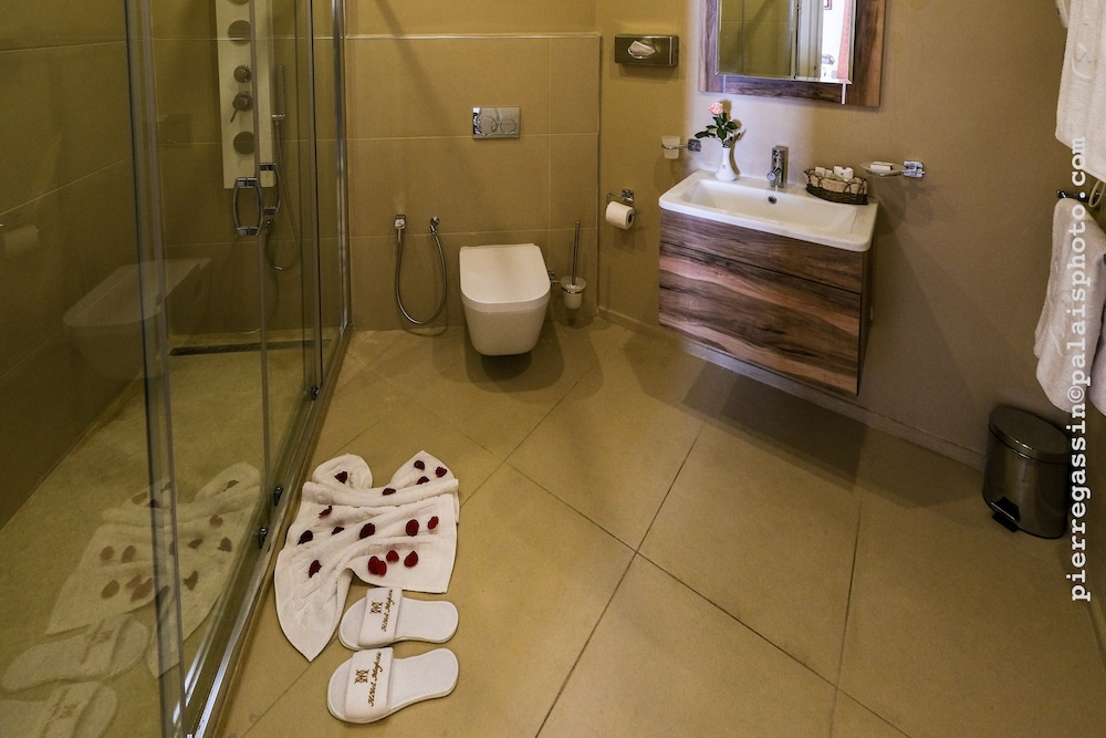 Hotel Majestic Tunis 8/64
