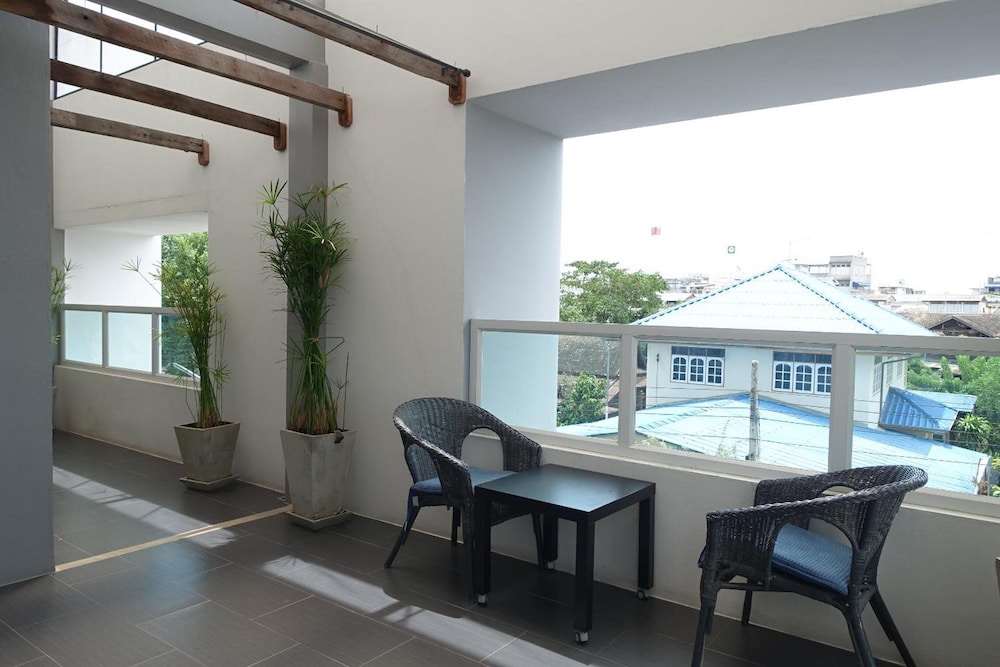 White Monkey Guesthouse 49/56