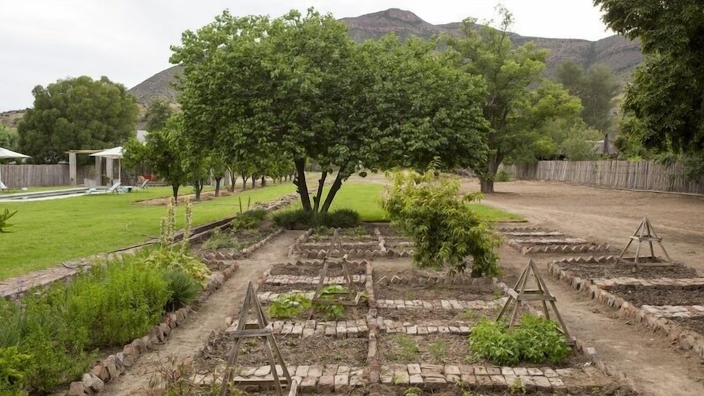 Langhuis Graaff Reinet 23/25