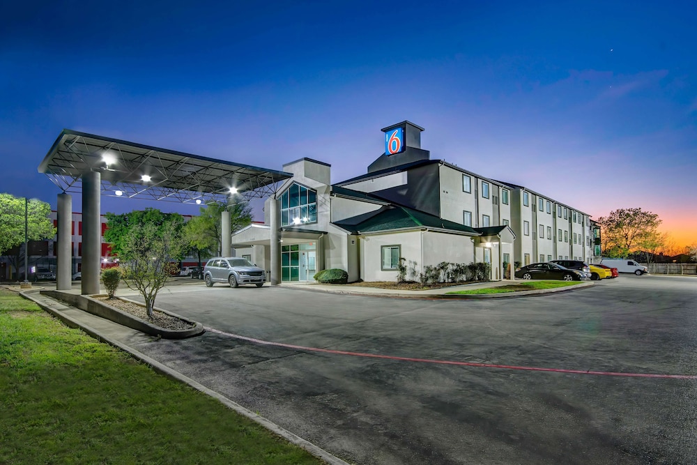 Motel6 San Antonio, TX - Sea World North 51/60