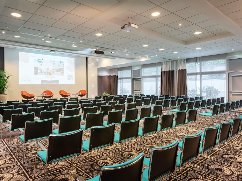 Mercure Paris Porte De Versailles Expo 40/47