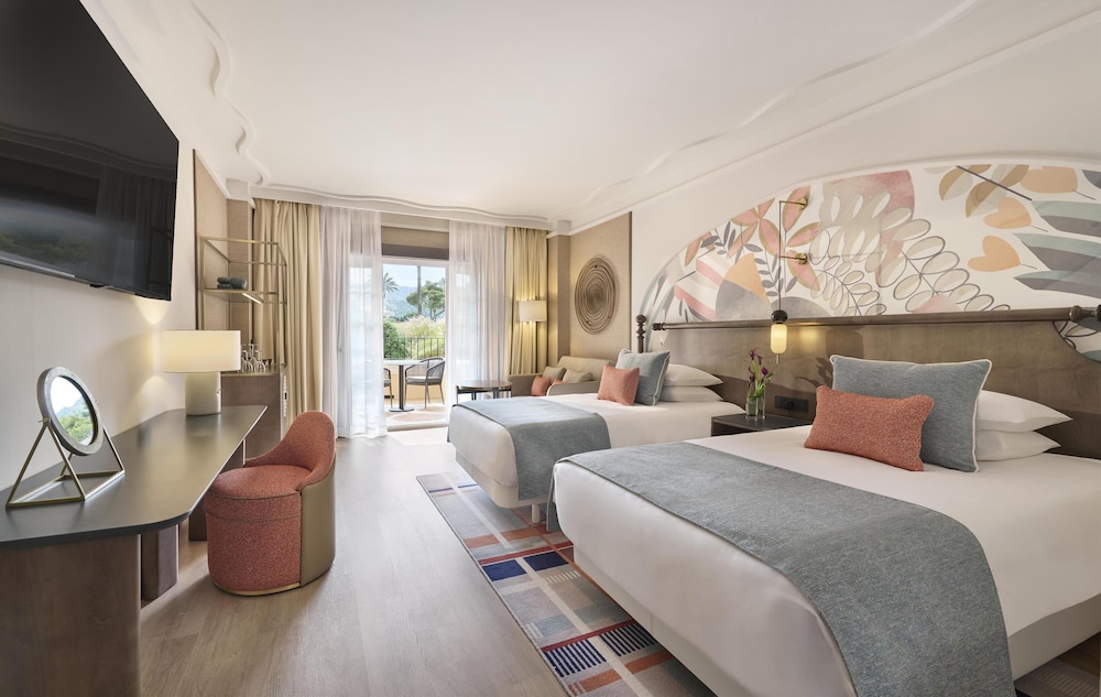 Room, Twin Beds, Golf Course View, Sofa, Balcony، La Manga Club Hotel Principe Felipe 2/7