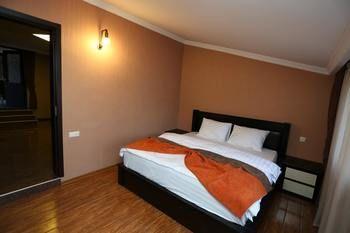 Standard, Double Bed, with View, Balcony