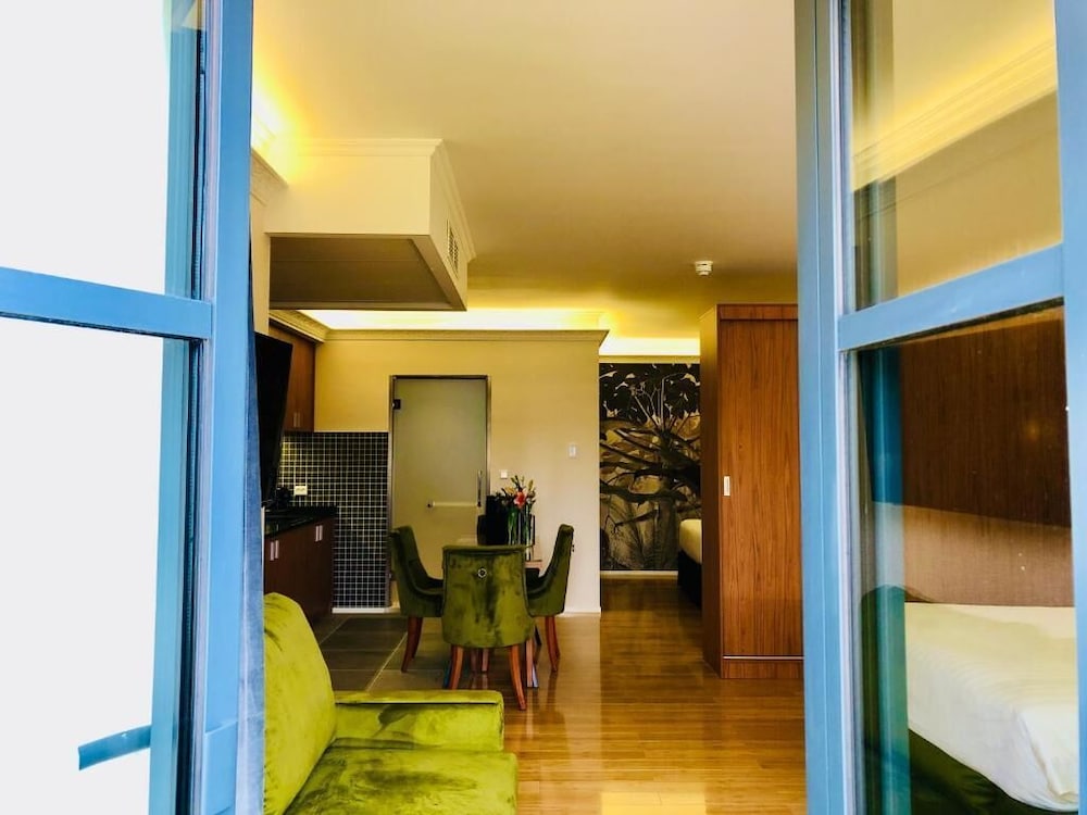 Chasse Residency Hotel 3/46