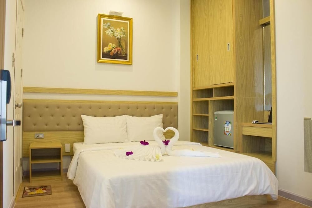 SUPERIOR, DOUBLE BED