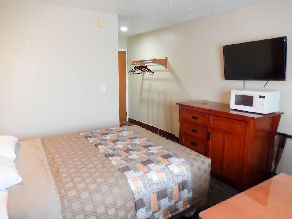 Motel6 Rossford, OH 33/54