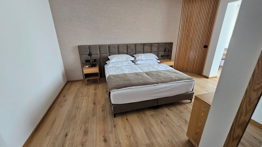 Hotel Sibb 28/63