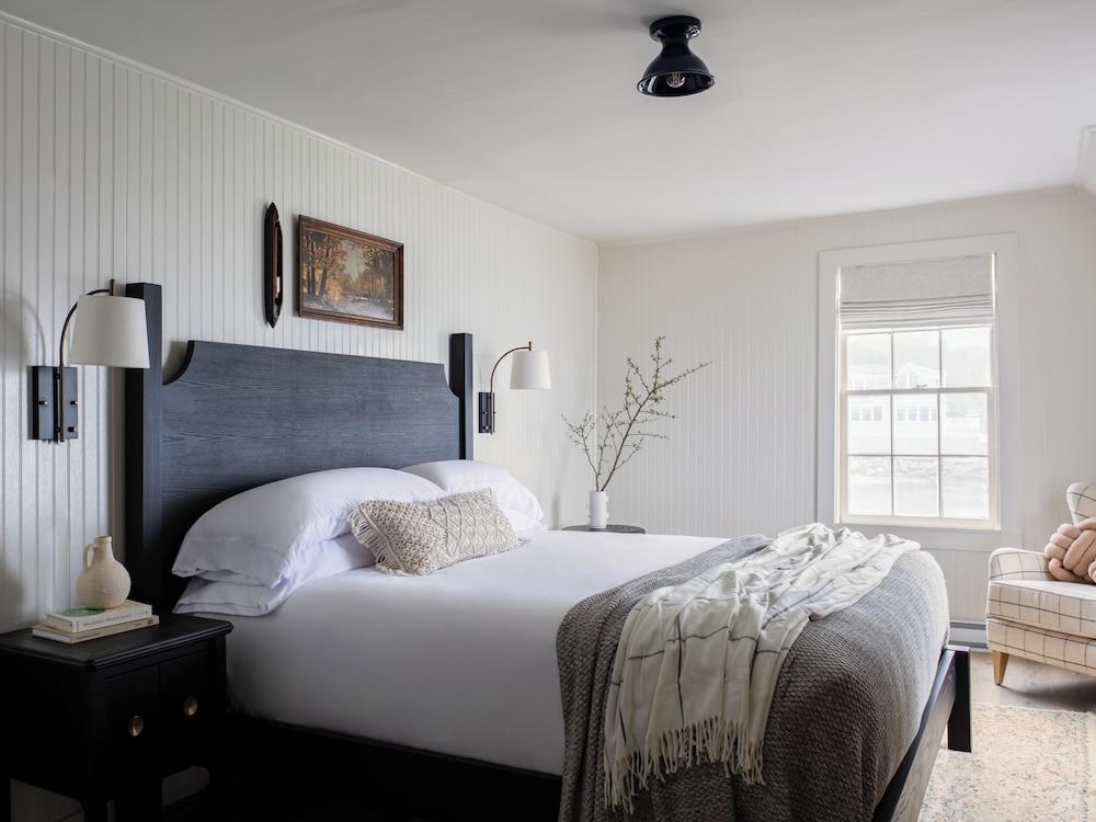 King Bed, Ocean Front