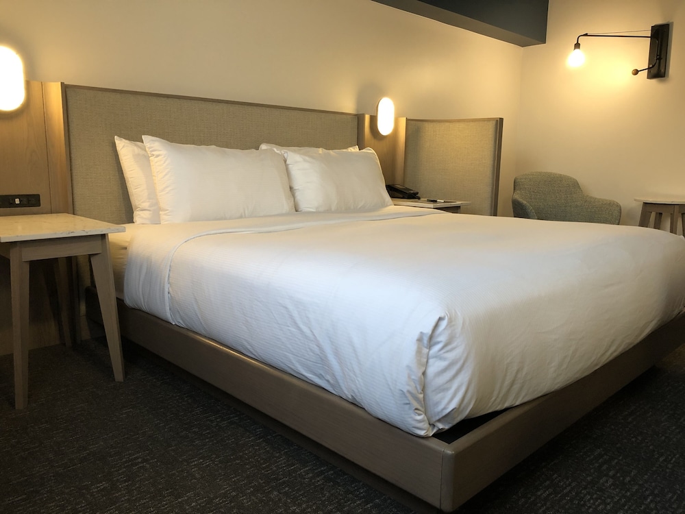 Doubletree By Hilton St Johns Harbourview 13/44