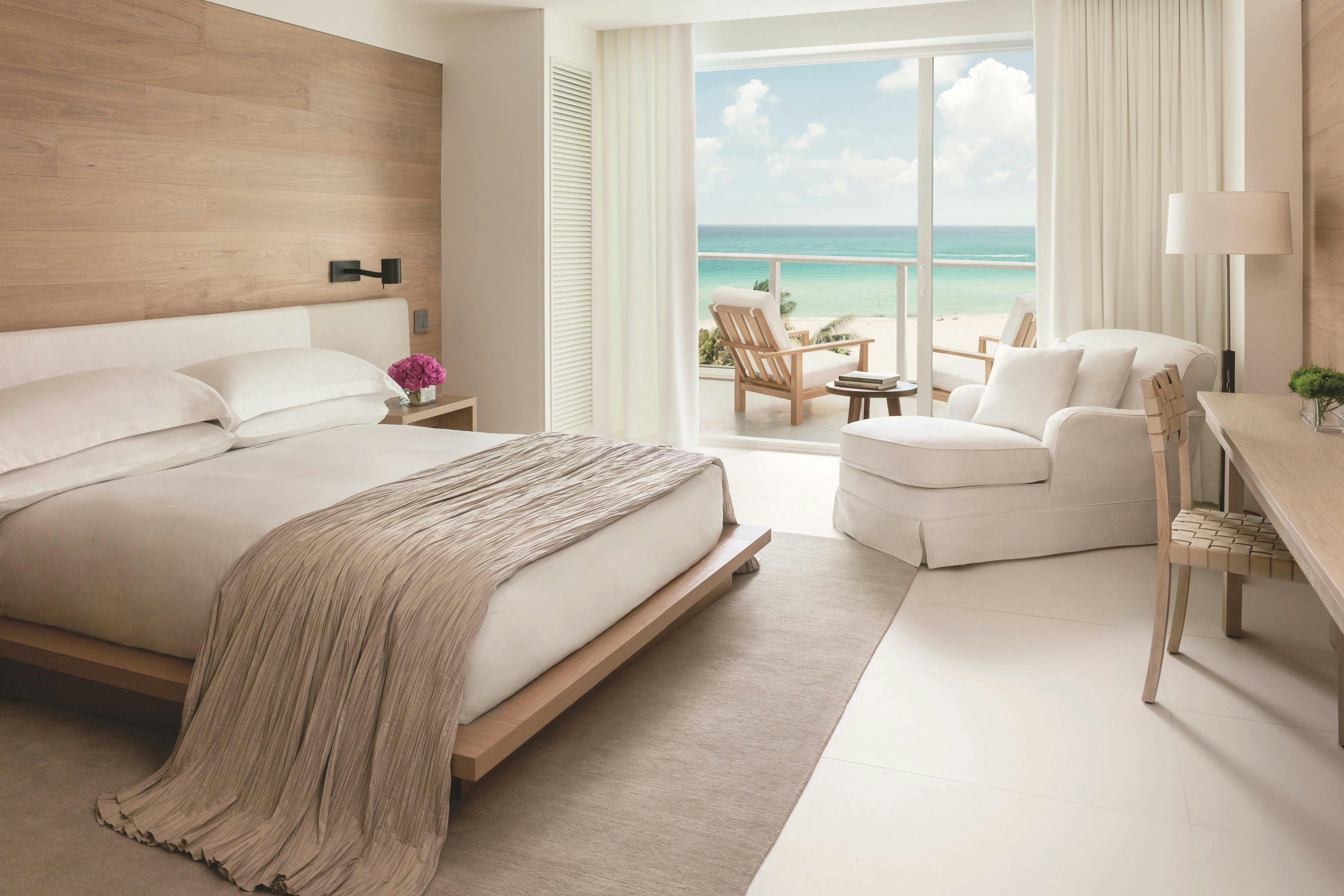 Room, Ocean Front