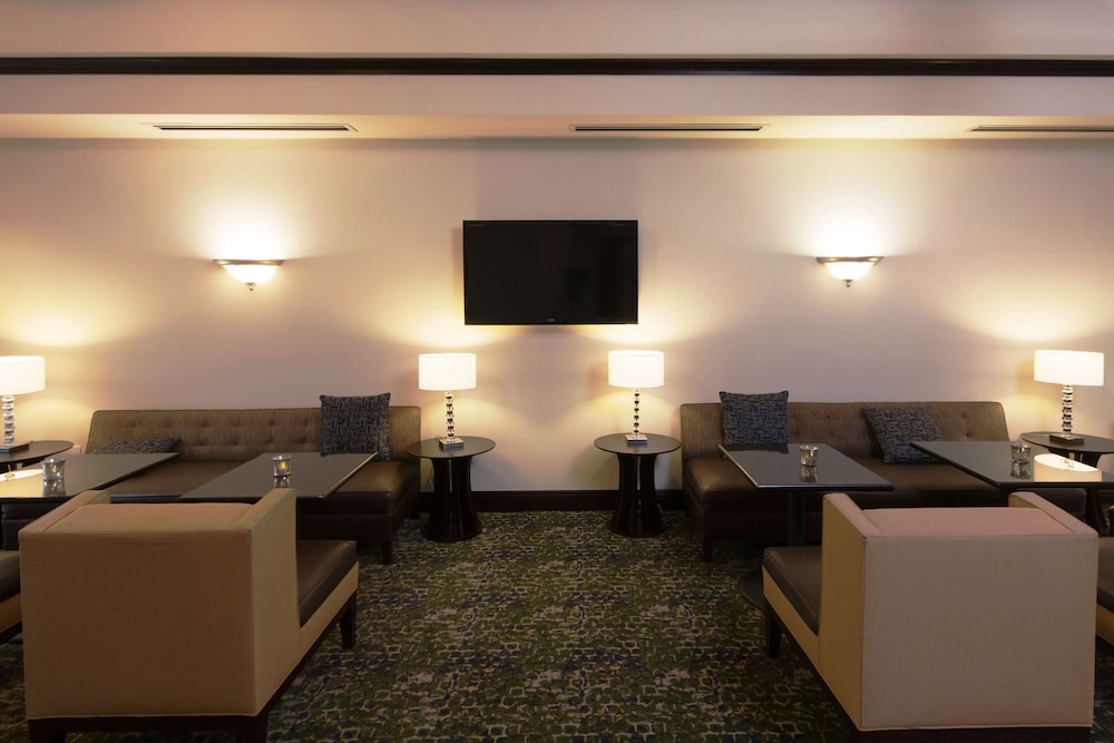 Hampton Inn Buffalo South I 90 29/51