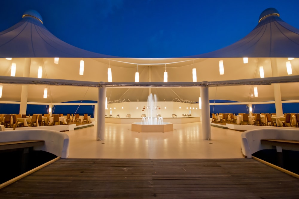 Safari Island Resort 27/58