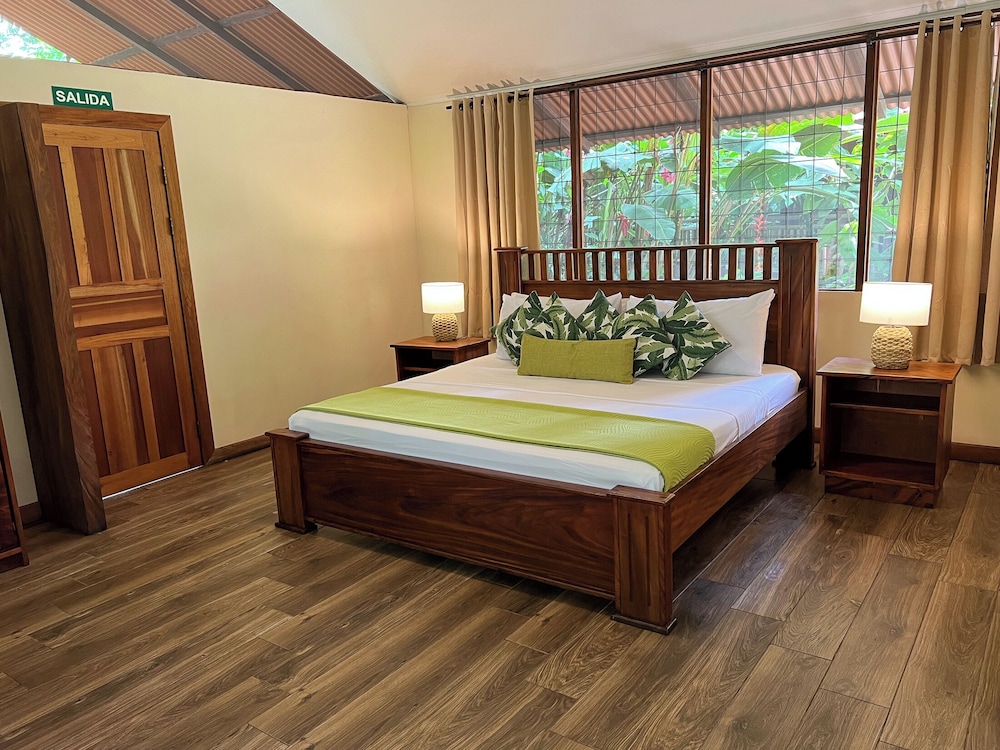 PACHIRA LODGE 20/65