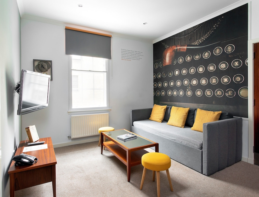 Stewart by Heeton Concept Aparthotel Edinburgh 43/60