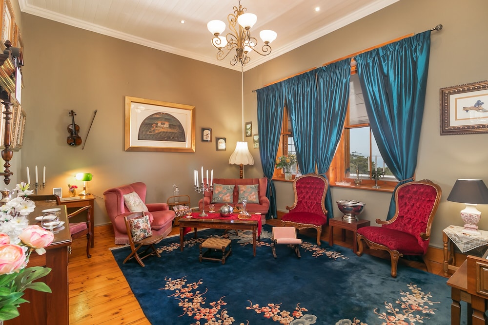 Betty's Boutique Hotel 24/50
