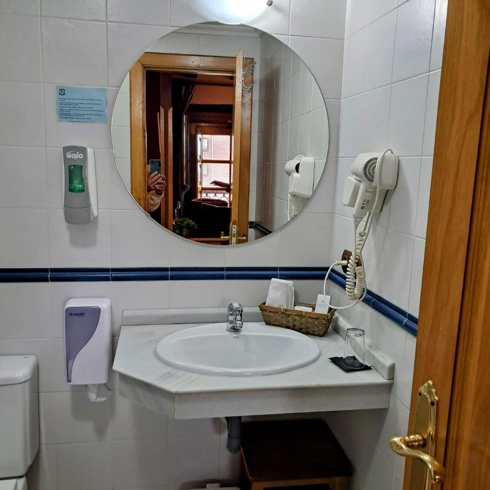 Hotel San Roque 55/57