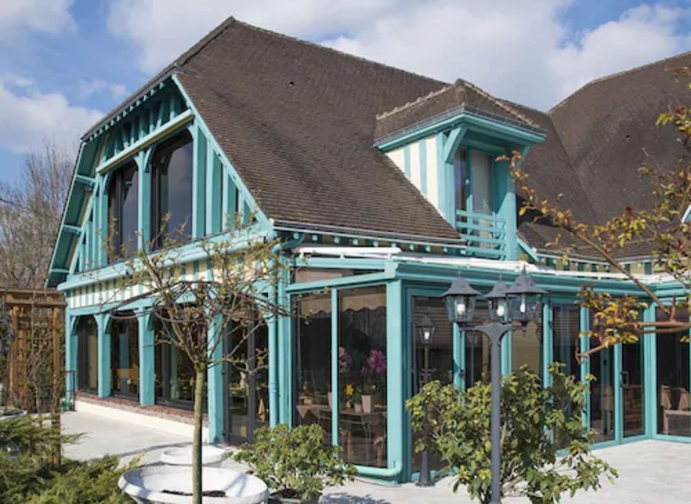 HOTEL LE PAN DE BOIS 3/34