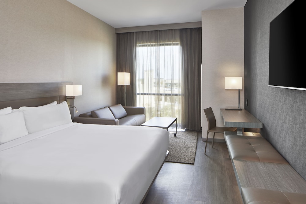 AC Hotel by Marriott Austin Hill Country 12/57