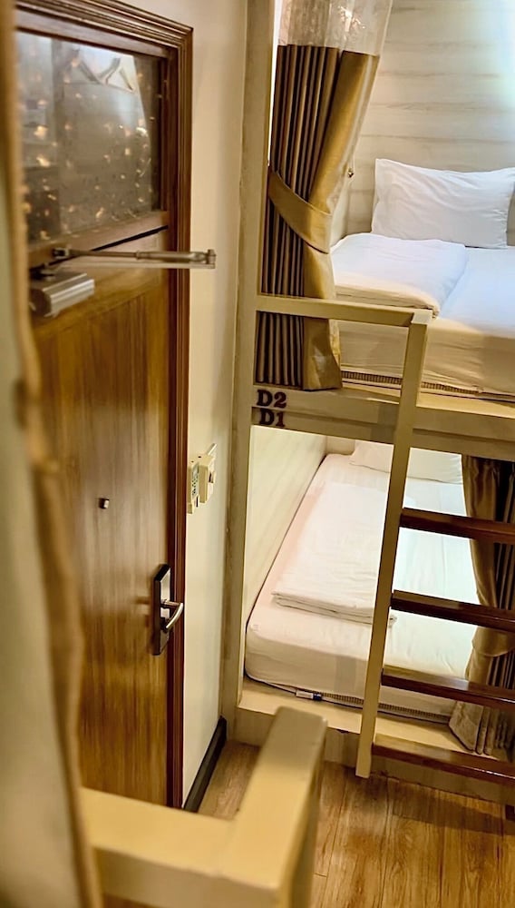 Lady M Hostel At Suvarnabhumi Airport - Female Only 25/49