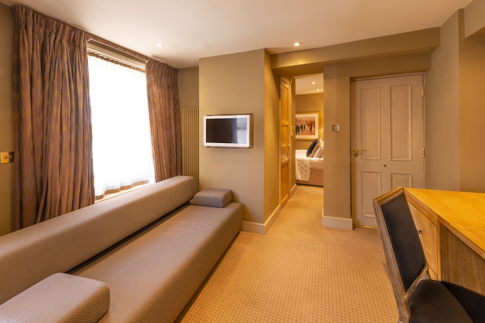 The Fielding Hotel 55/74