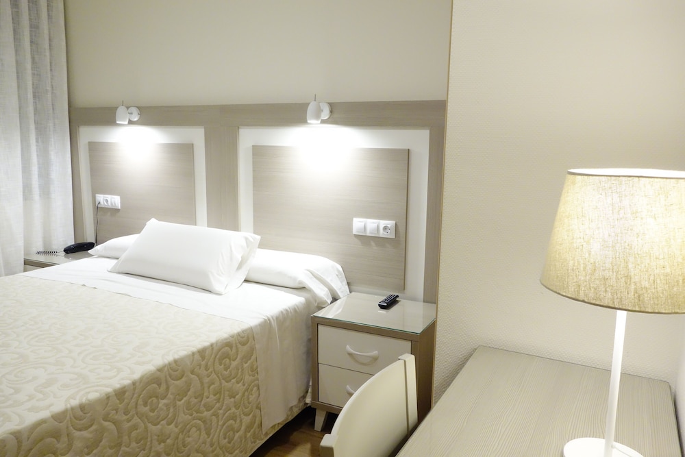 Hostal Toledo 23/50
