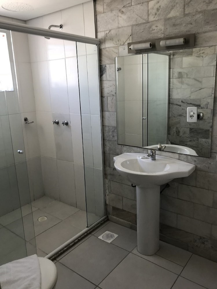 Hotel Dan Inn Express Porto Alegre By Nacional Inn 25/72