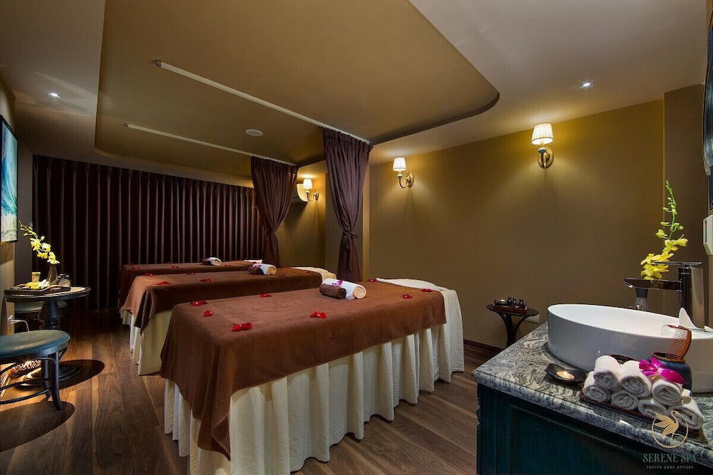 THE WATSON PREMIUM HALONG HOTEL 22/50