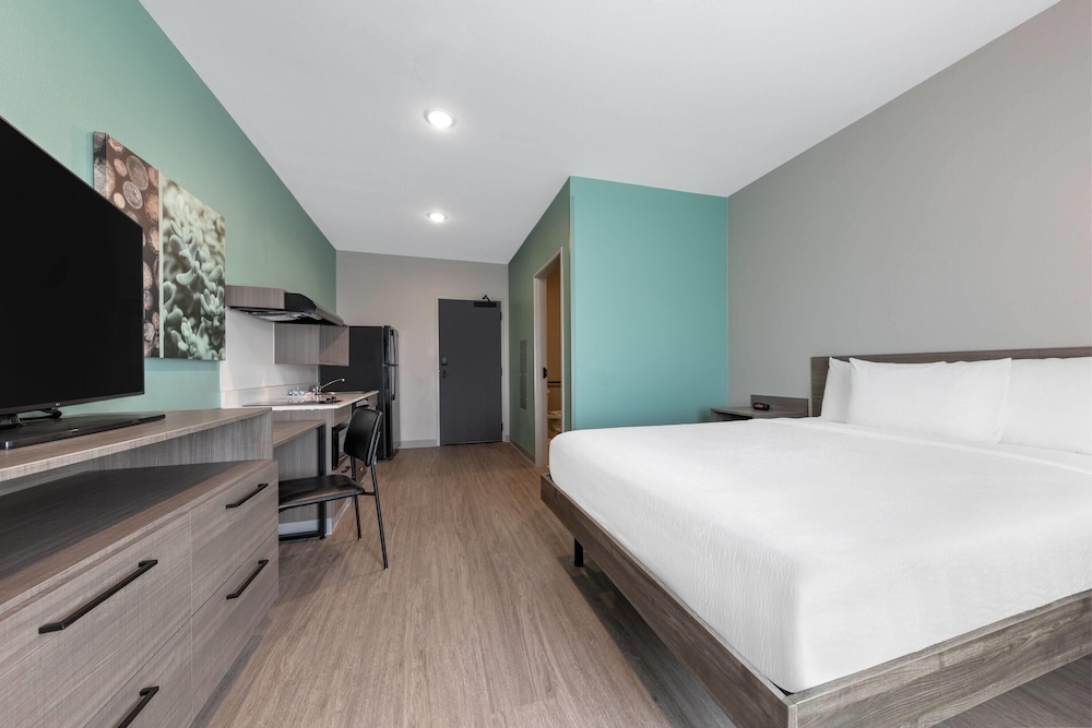 ECHO Suites Extended Stay by Wyndham Dallas Plano/Richardson 23/62