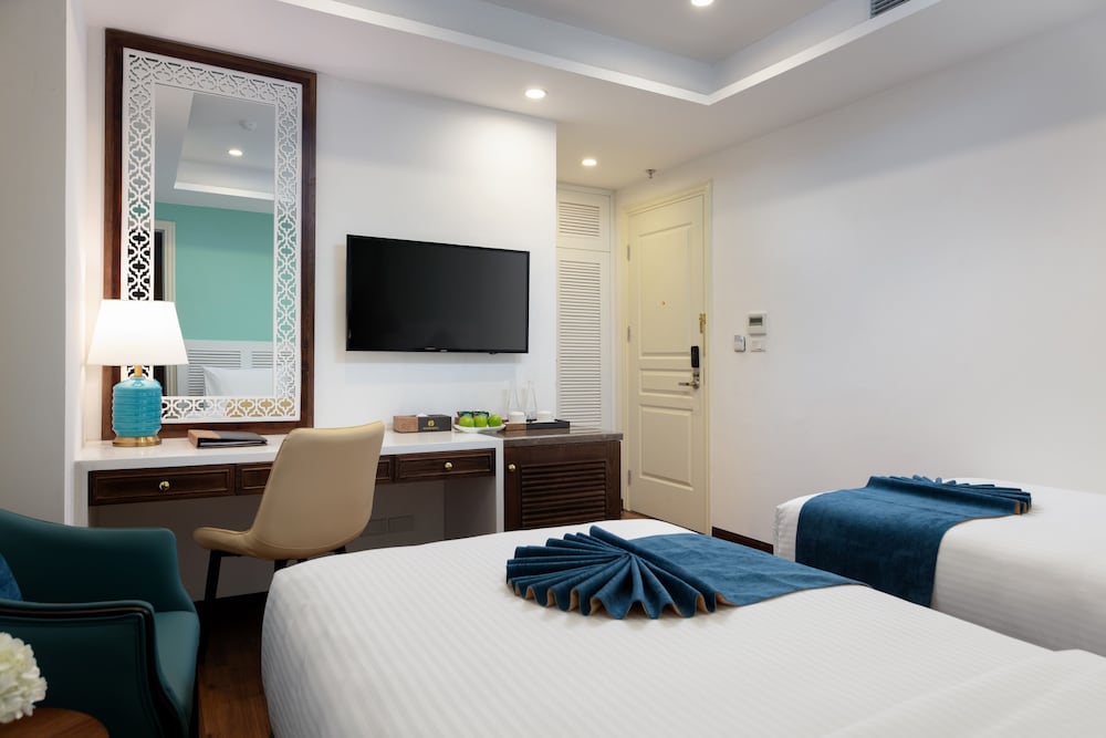 Minasi HanoiOi Hotel 34/45