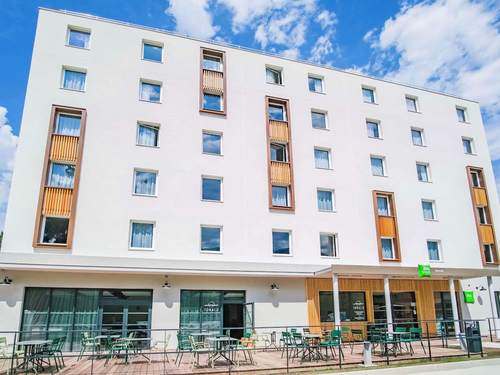 ibis Styles Albertville 7/61