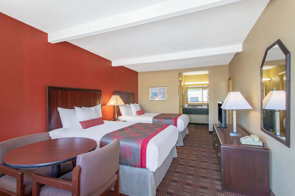 Ramada Limited Cockeysville 13/26