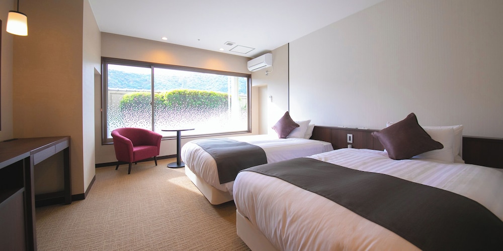 2 Bedrooms, Superior, Twin Beds