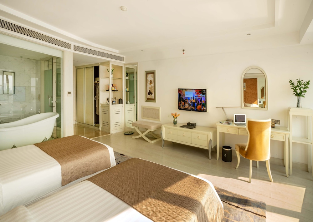 Brilliant Hotel 58/78